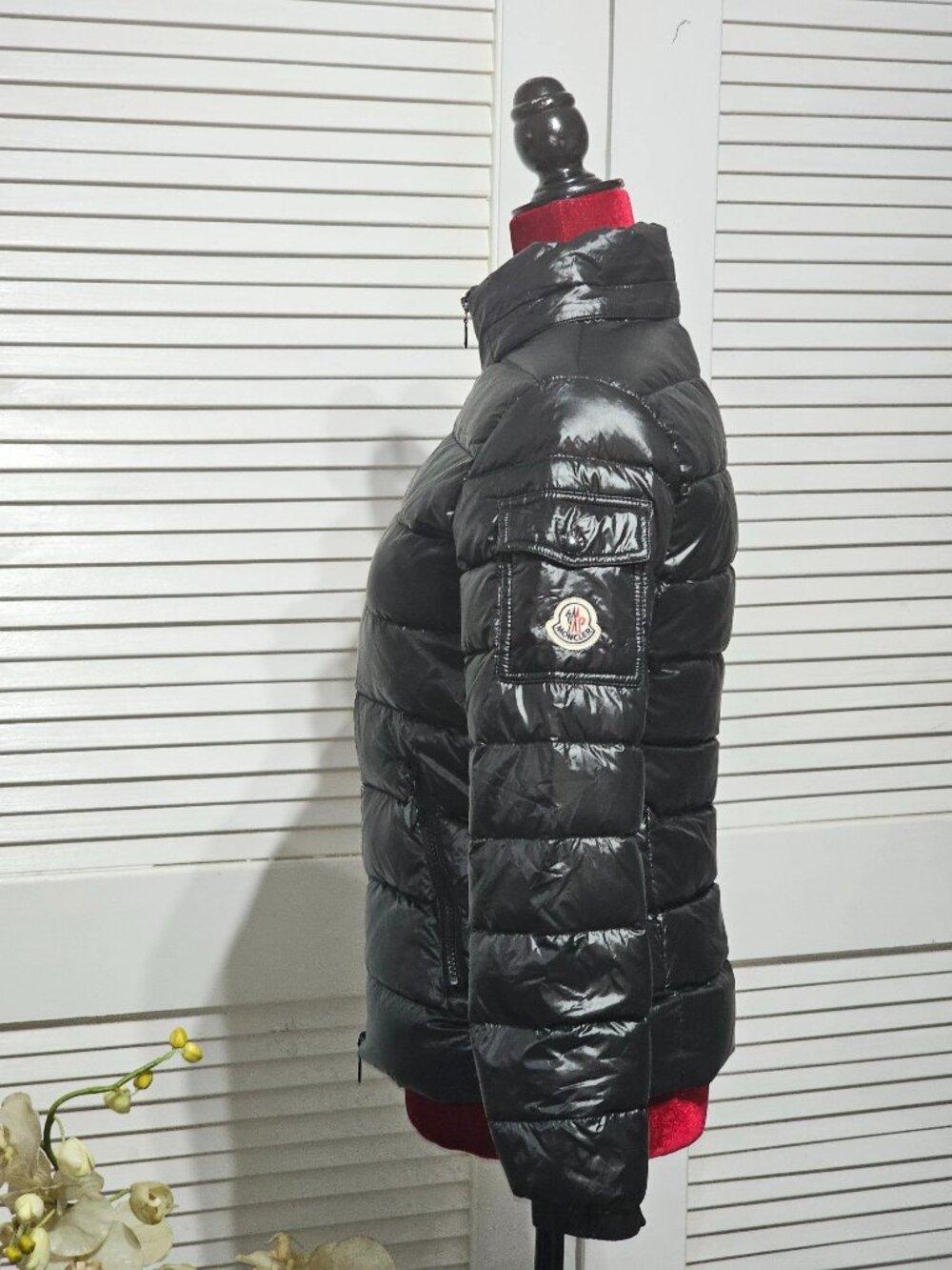 Moncler Women's Black Nylon Down Short Jacket Authentic Tag Size 1 Small 2978 - Picture 6 of 16